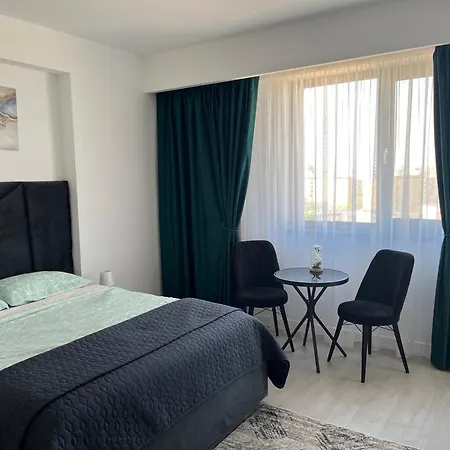 56 - Luxury Terrace Suite, 5 Min Metro *